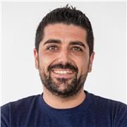 Profesional titulado en Comunicacion y relaciones públicas con experiencia en el mundo del negocio y emprendimiento.